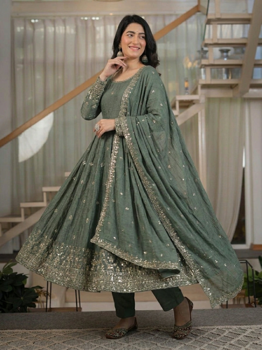 Aariza Graceful Anarkali Set