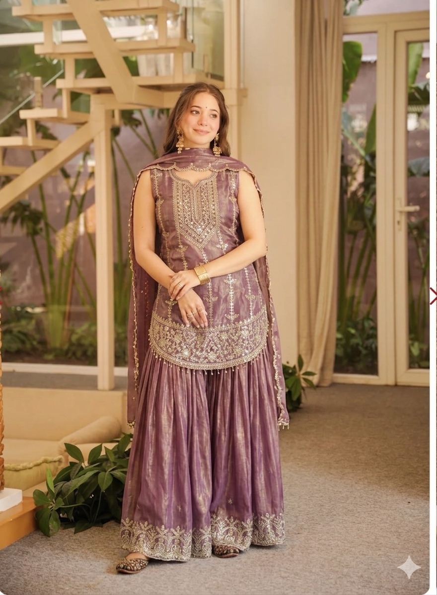 Saisha Festive Glow Set