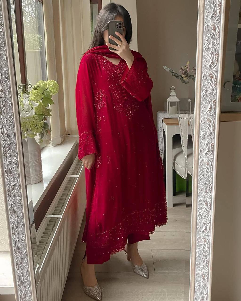 Velrisa Elan Suit Set