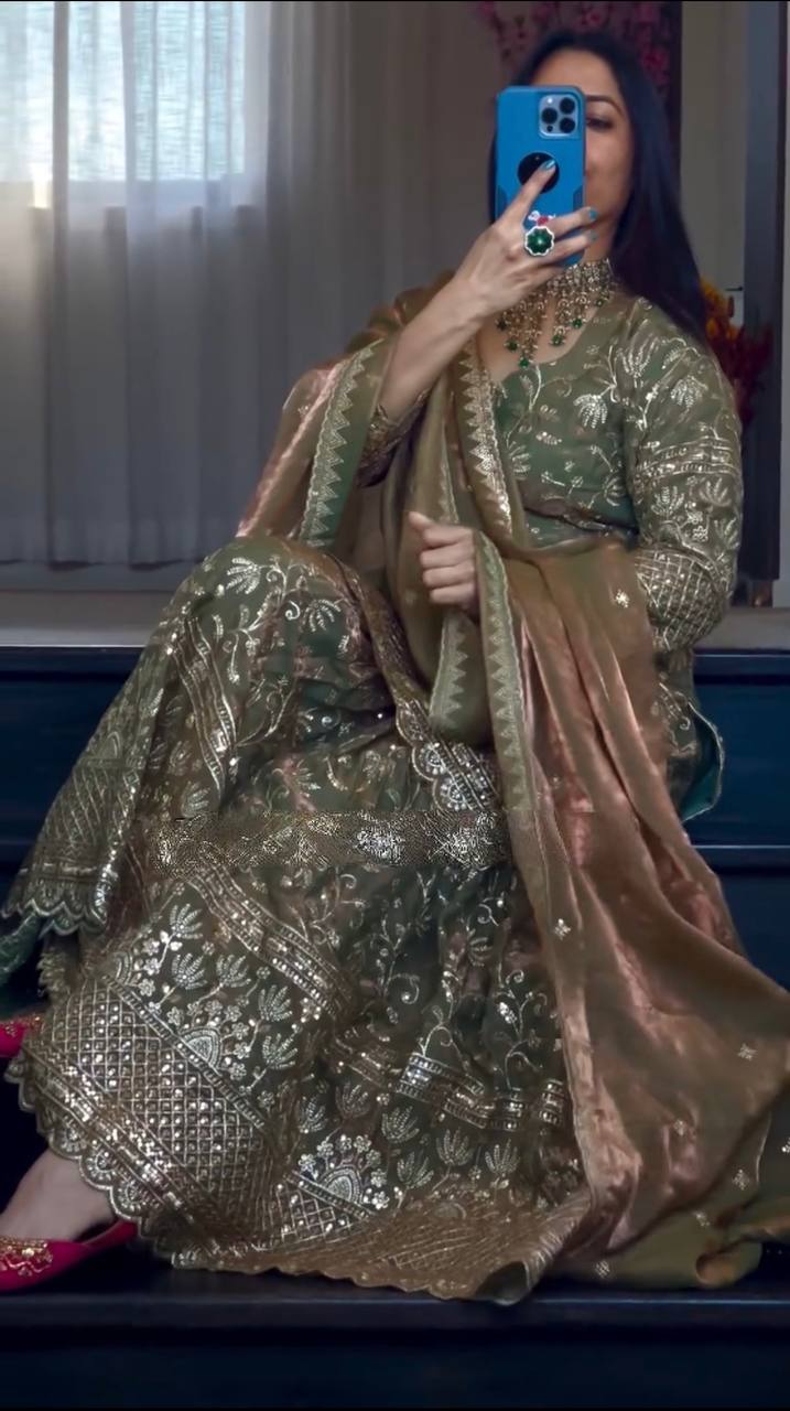 Zyvella Shine Sharara Set