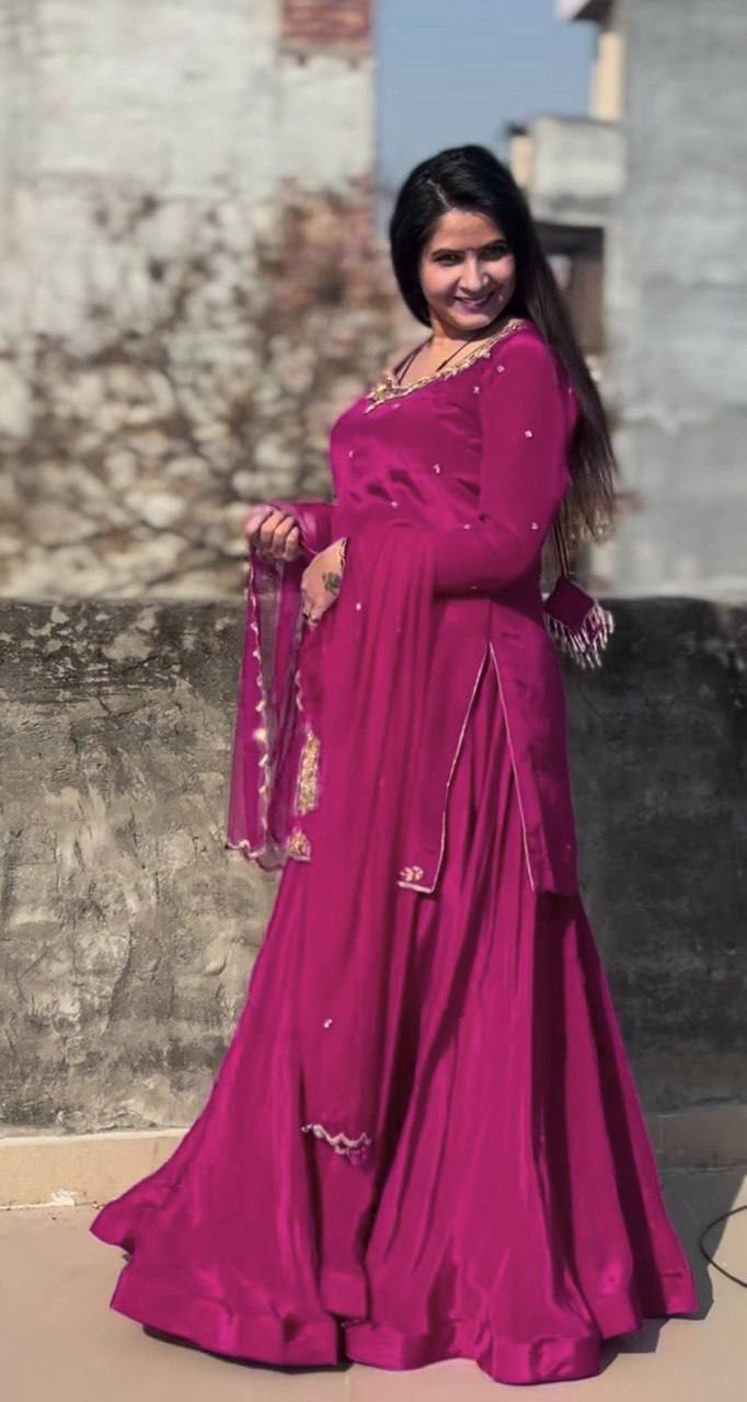Zarmina Beads & Sequence Crepe Silk Lehenga Set