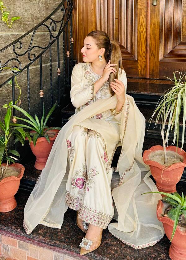 Rida French Crepe Embroidered Farshi Set
