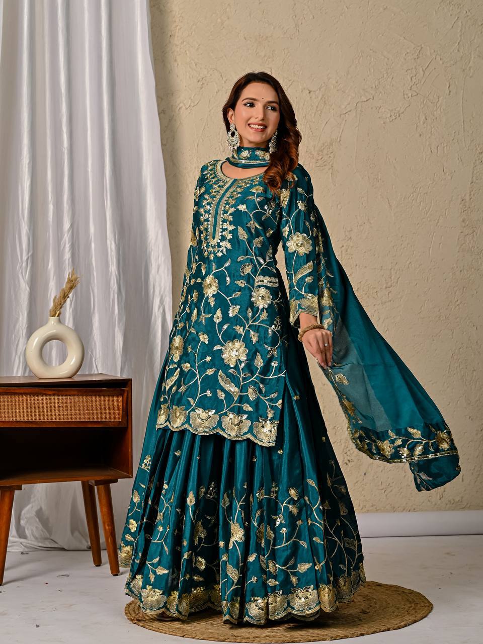 Elowen Chinnon Lehenga Luxe Set