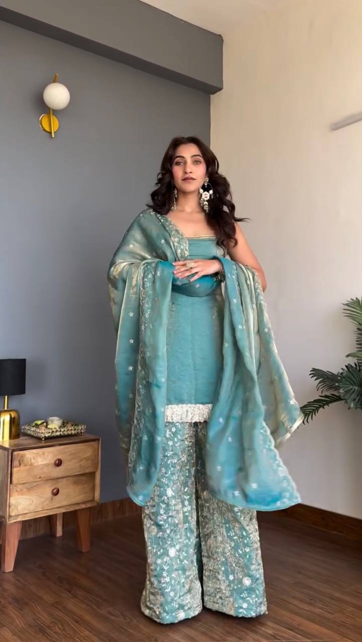 Anaya Silk Elegance Set