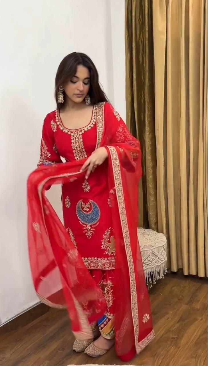 Tavira Crep Shine Suit Set
