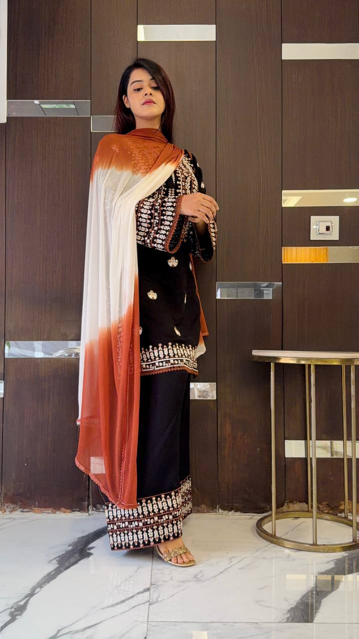 Navira Rayon Thread Farshi Set