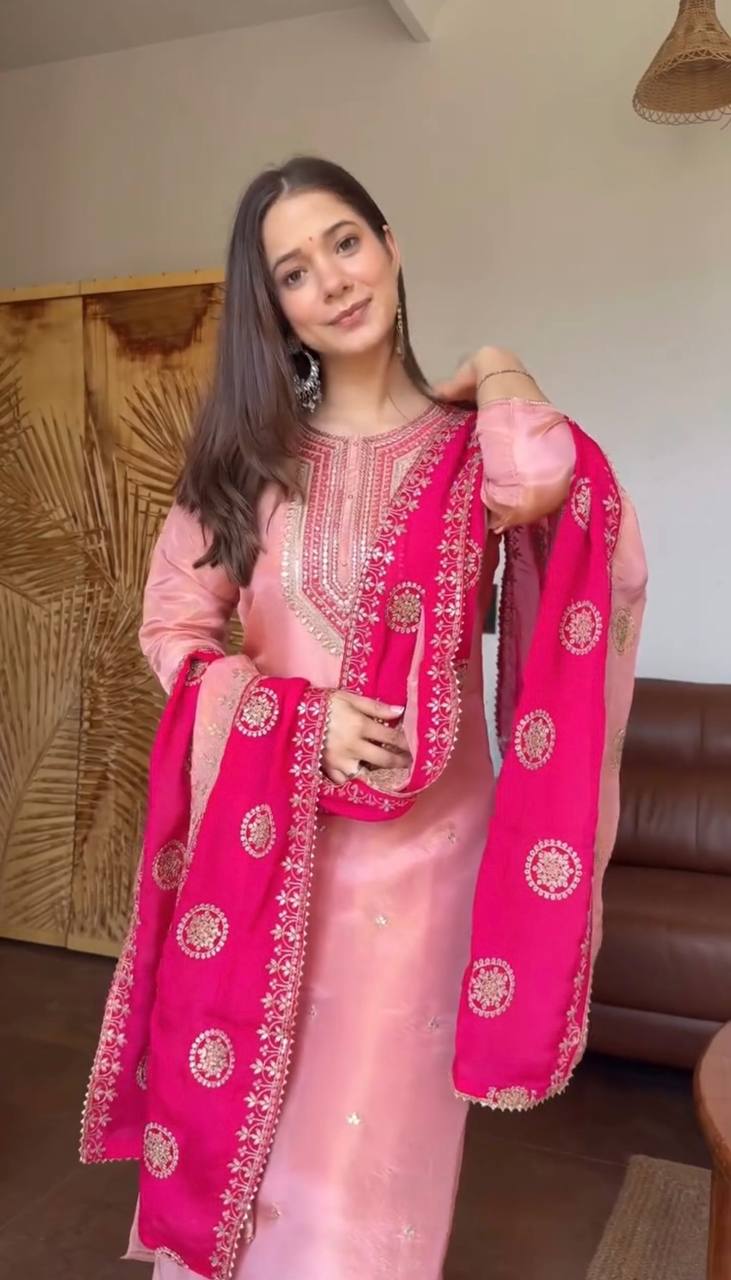 Zareen Glow Fendy Silk Set