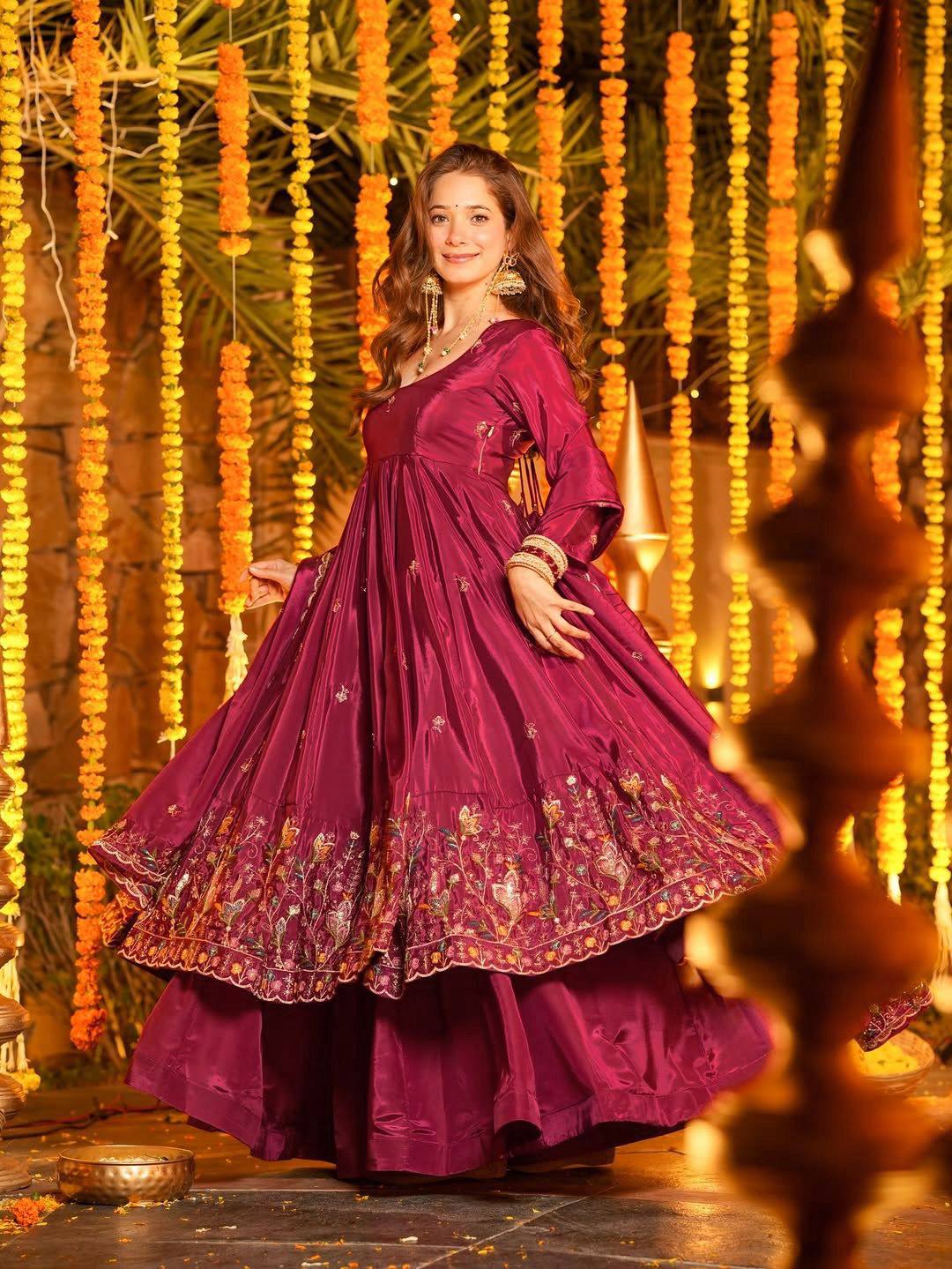 Parvaneh Gul Suit Set