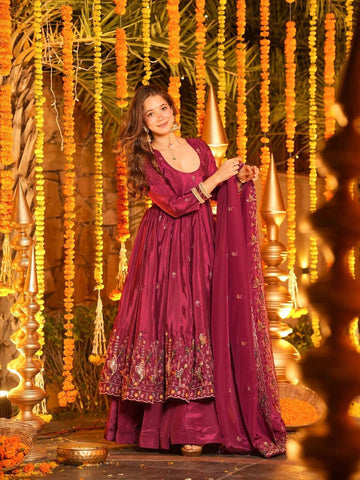 Parvaneh Gul Suit Set