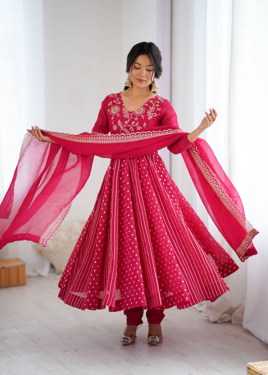 Ravelya Roman Silk Flair Suit Set