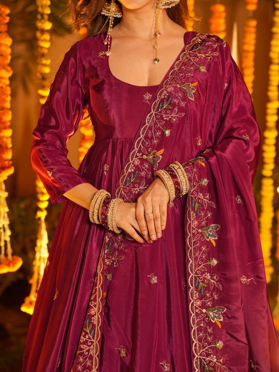 Parvaneh Gul Suit Set