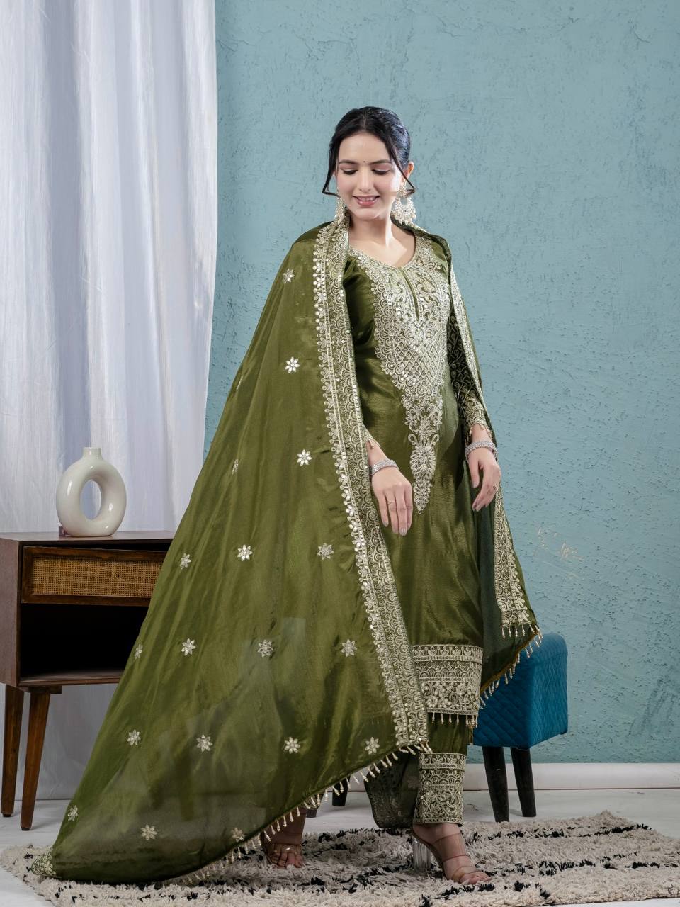 Zivika Chinnon Code Embroidered Suit Set