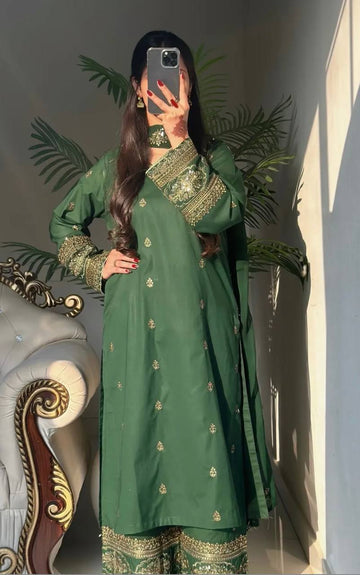 Aarika Crep Silk Sequence Suit Set