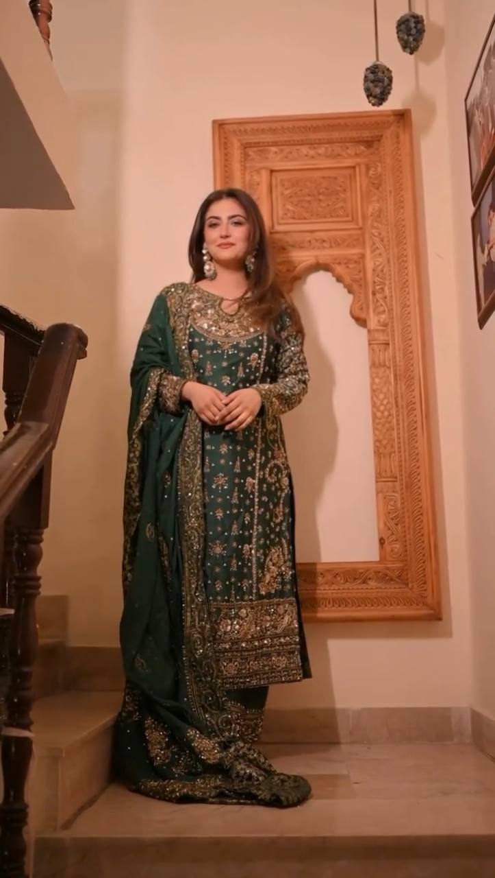 Velmira Georgette Sequence Long Set