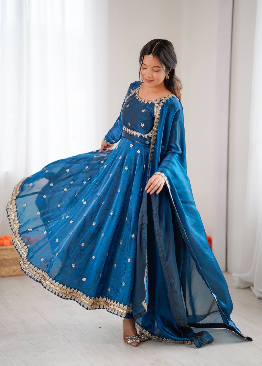 Elyndra Fandy Silk Designer Gown Set
