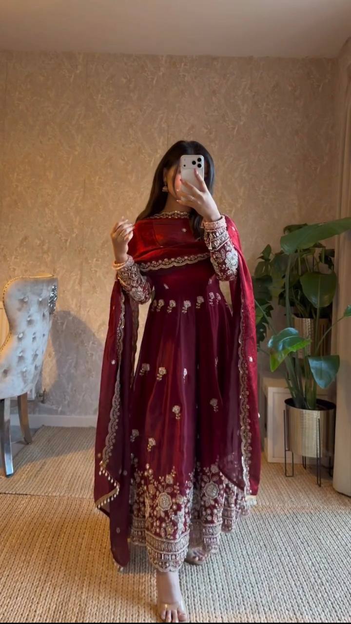 Serelina Fendy Silk Anarkali Set