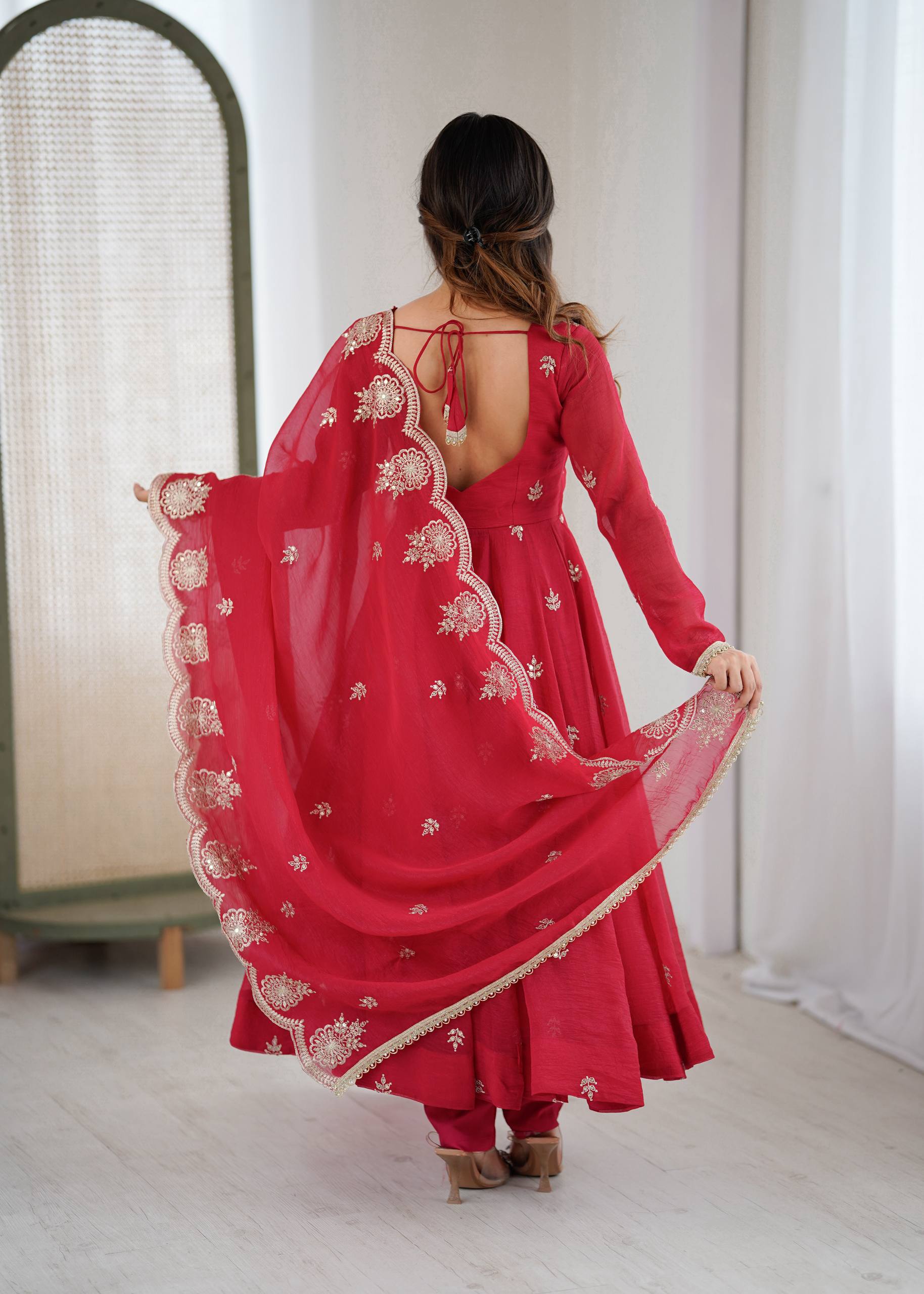Anaya Crunchy Silk Embroidery Gown Set