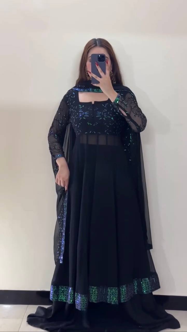 Elegant Faux Georgette Suit Set