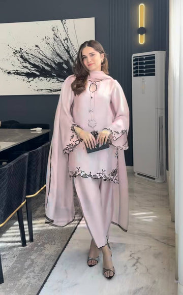 Sanaaya Luxe Crepe Farshi Set