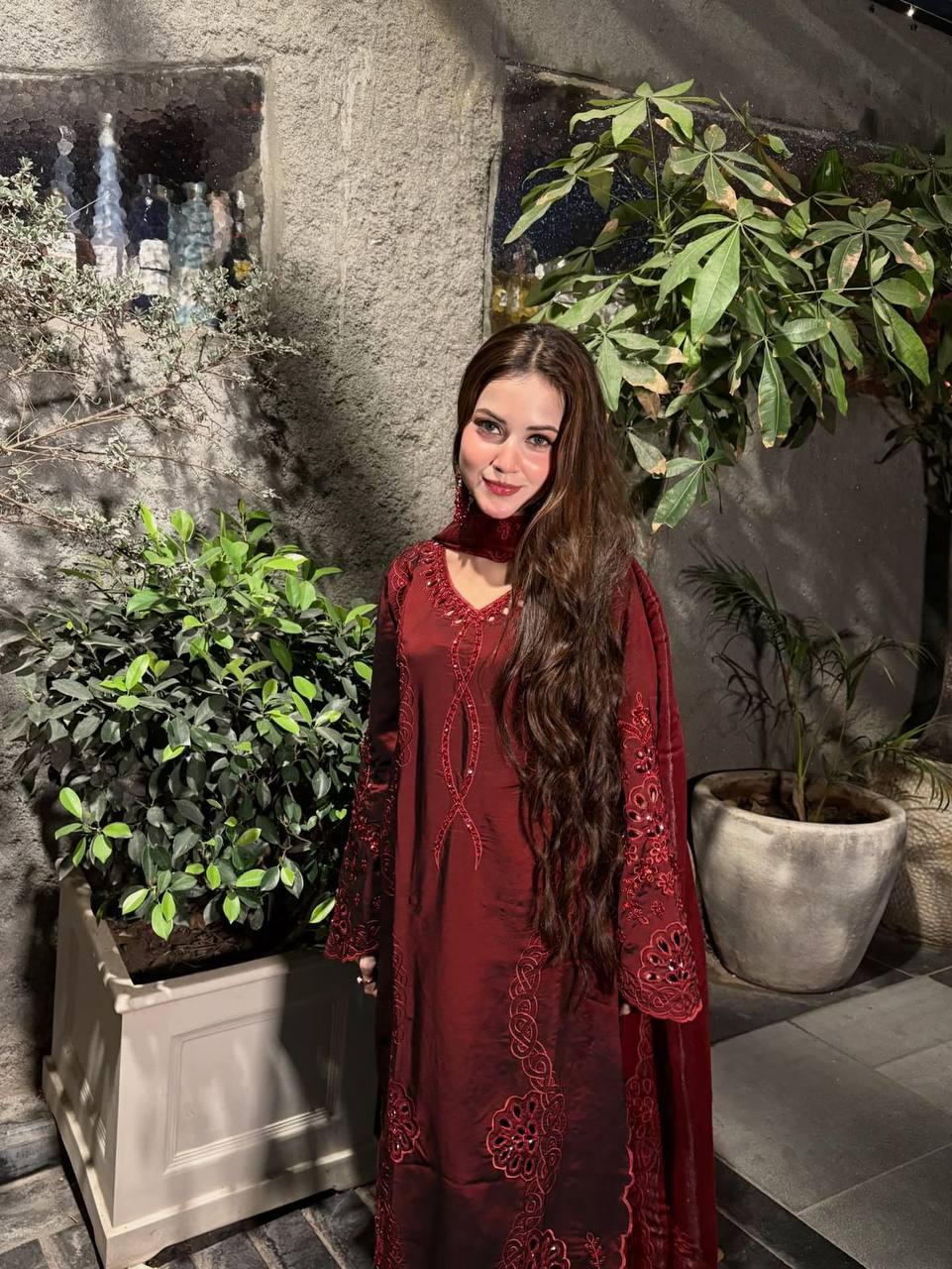 Saira Ruby Roman Set
