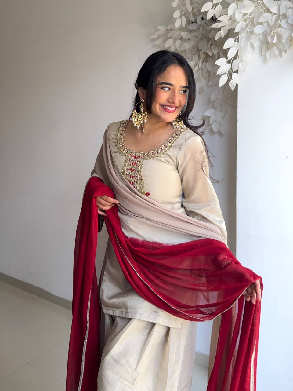 Inaya Royal Farshi Suit Set