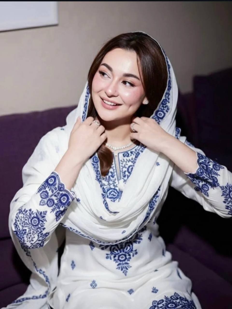 Zerina Rayon Thread Farshi Set