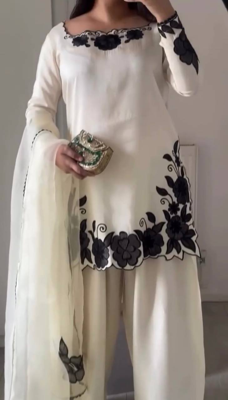Zareva Fendy Silk Thread Farshi Set