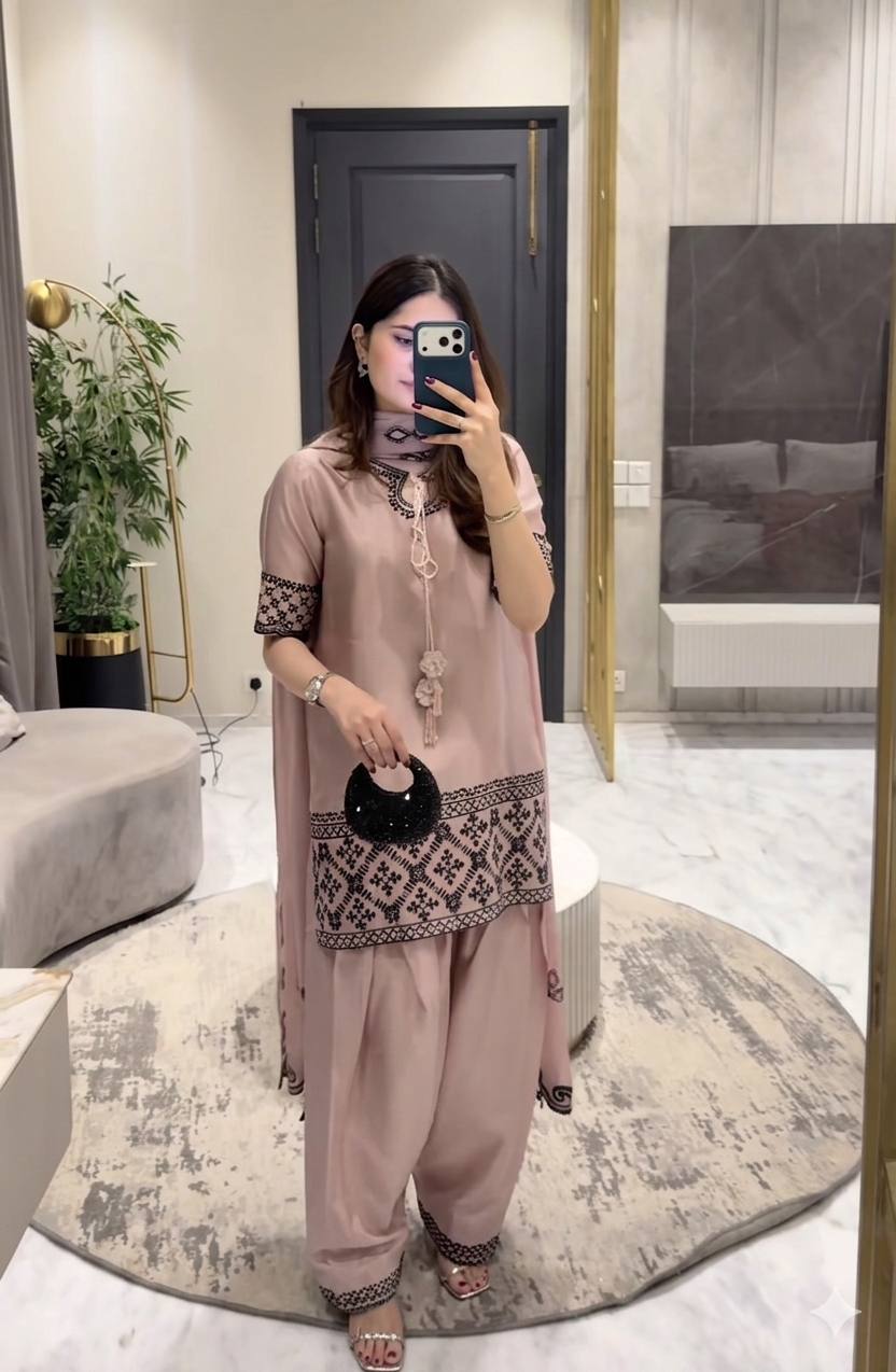 Meher Threadwork Crepe Silk Farshi Set