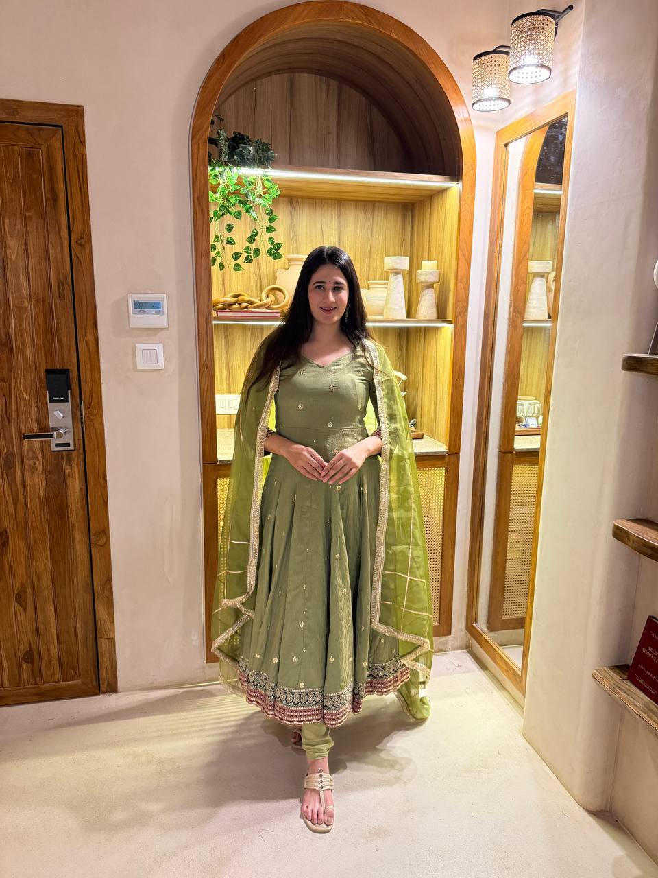 Royal Vichitra Silk Anarkali Set