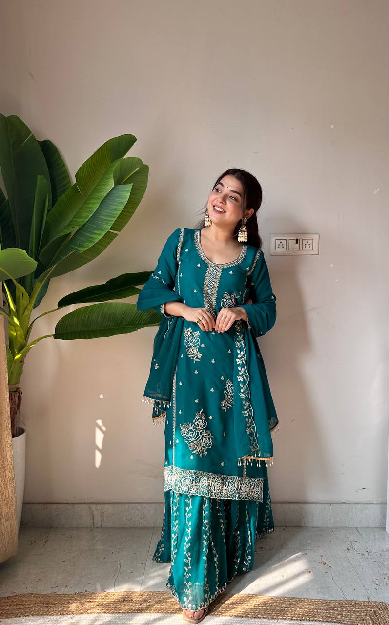 Aafreen Noor Gharara Set