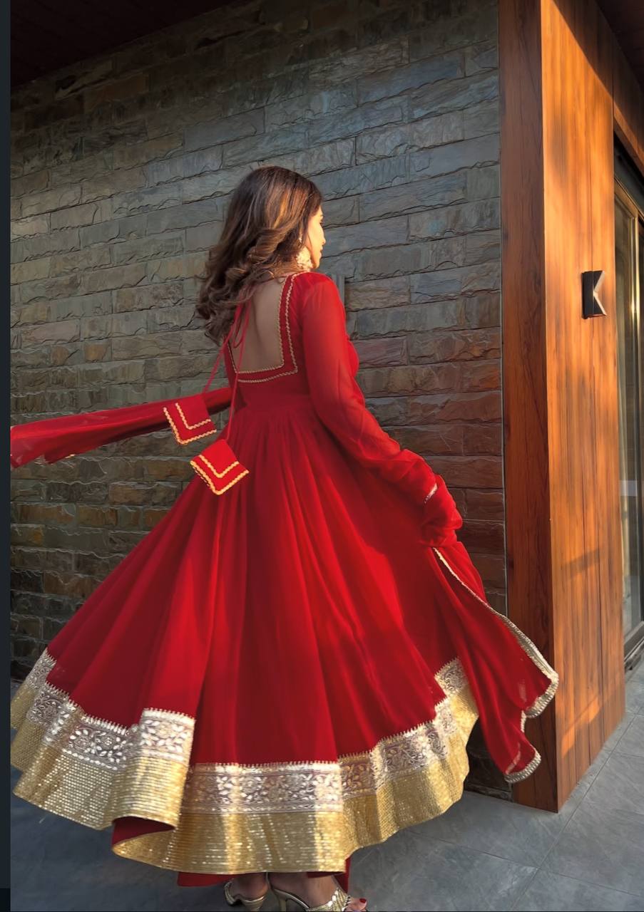Vashnavi Vintage Anarkali Suit Set