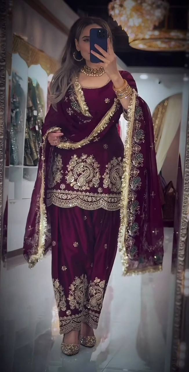 Zehvika Crushi Silk Farshi Set