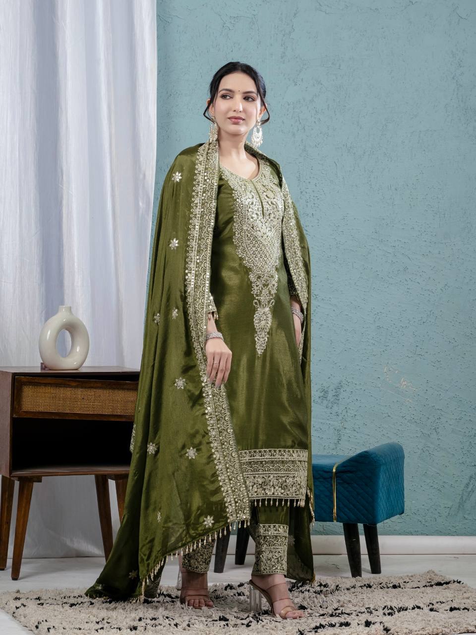 Zivika Chinnon Code Embroidered Suit Set