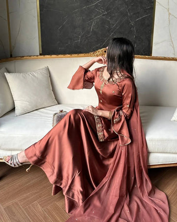 Avelira Noor Sharara Set